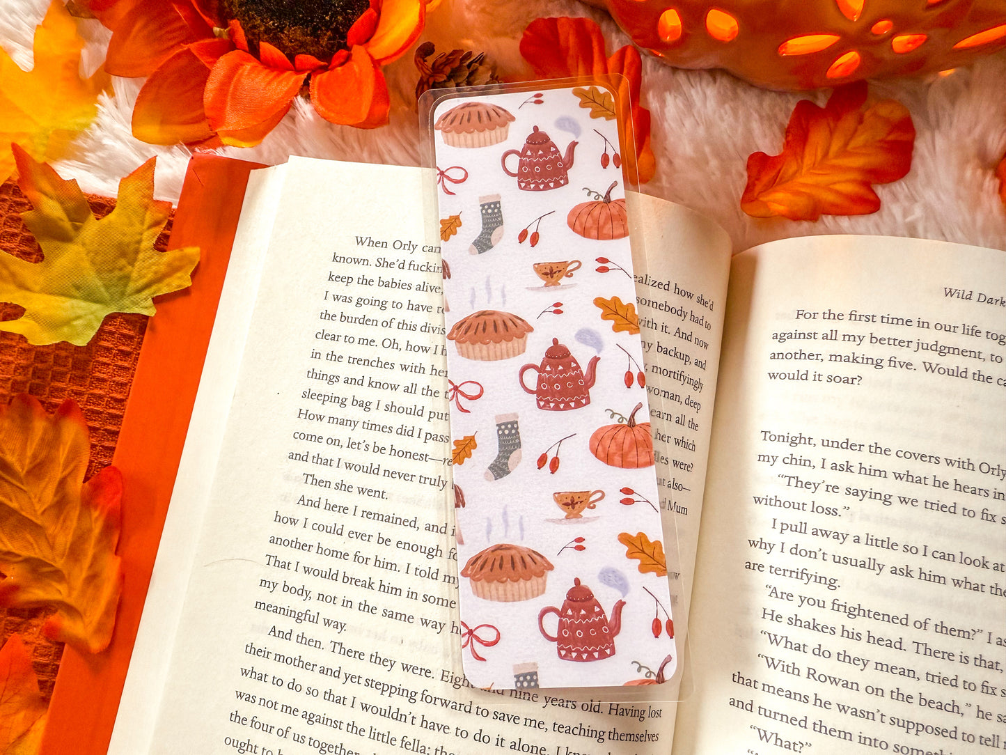 Cozy Apples Fall Bookmark Collection