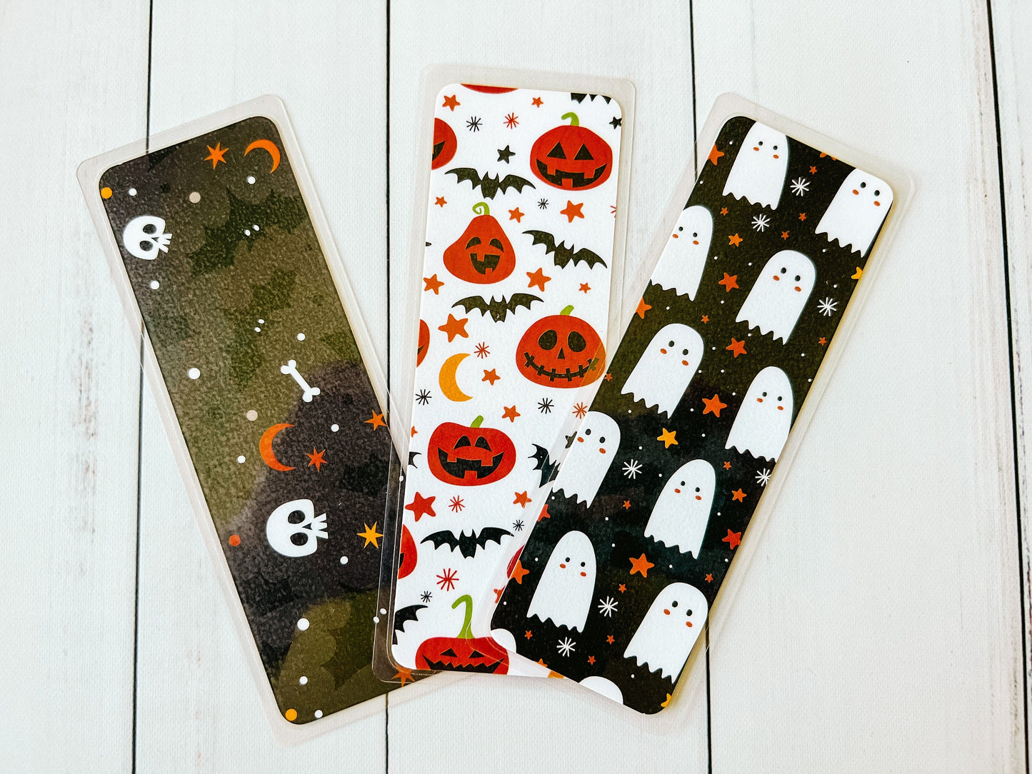Skulls, Bones & Ghosts Halloween Bookmarks