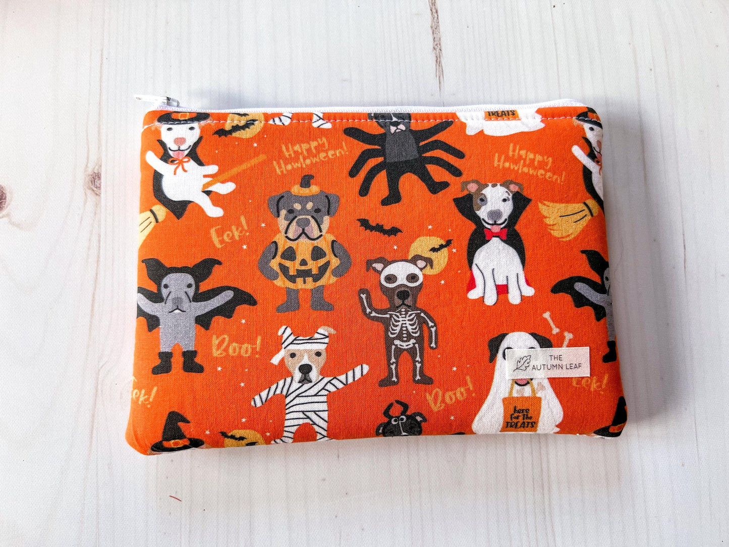 Halloween Dogs Trick-Or-Treating Zippered E-Reader Pouch Case