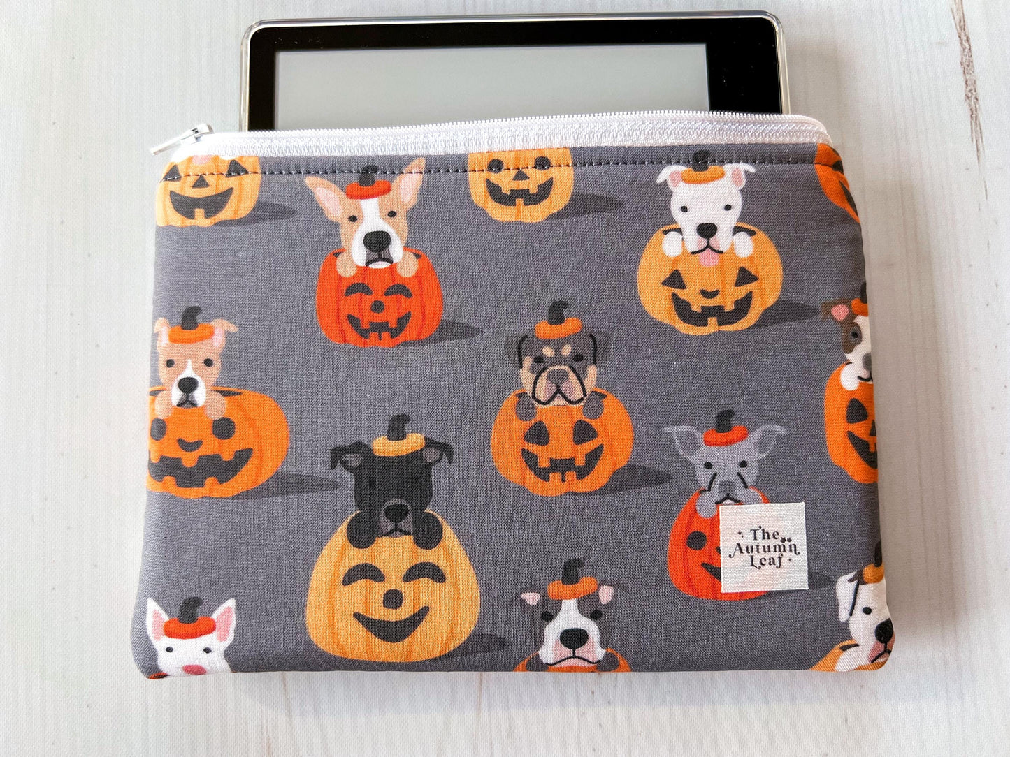 Dogs in Pumpkins Halloween Zippered E-Reader Pouch Case