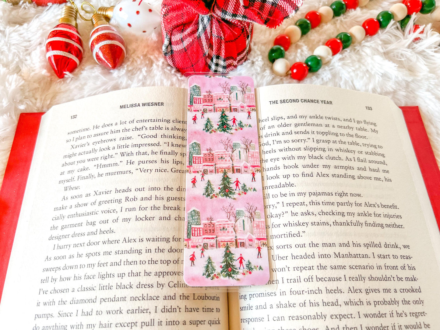 Christmas Ice Skating in the City Bookmark | Christmas Bookmark | Winter Bookmark | Gift for Reader | Christmas Lights Bookmark