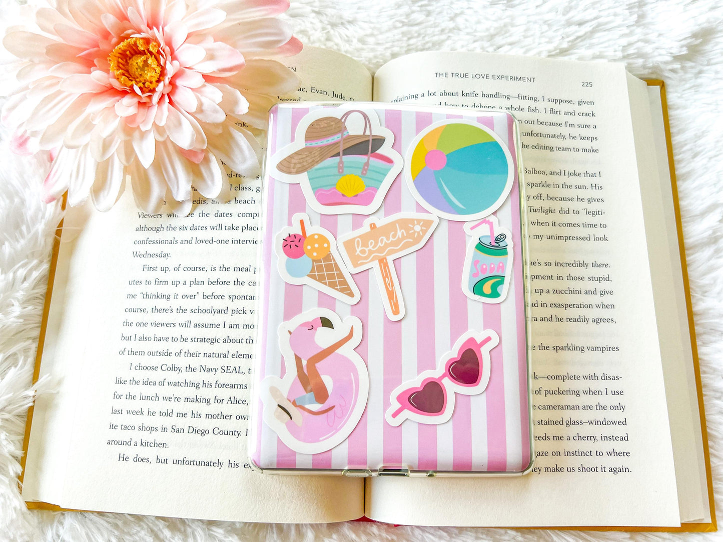 Beach Cabana Summer E-Reader Case Inserts | E-Reader Accessories | Reading Accessories | Case Insert for Reader
