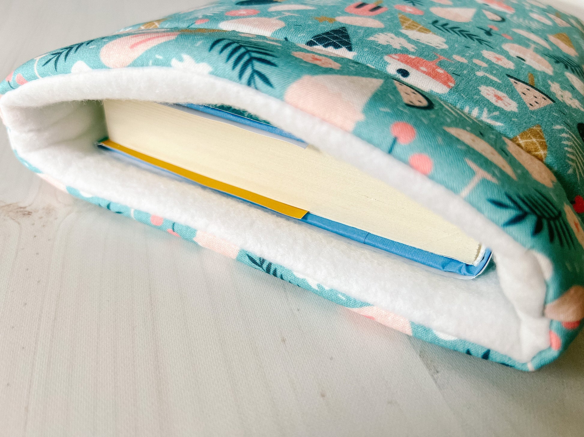 Ice Cream Cone Summer Book Cozy | Beach Book Cover | Summer Book Protector | Ice Cream Book Cover