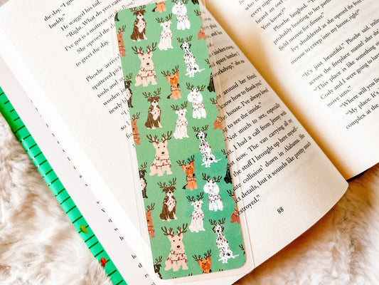 Dogs with Lights Christmas Bookmark | Christmas Bookmark | Winter Bookmark | Bookworm Gift | Stocking Stuffer | Gift for Reader