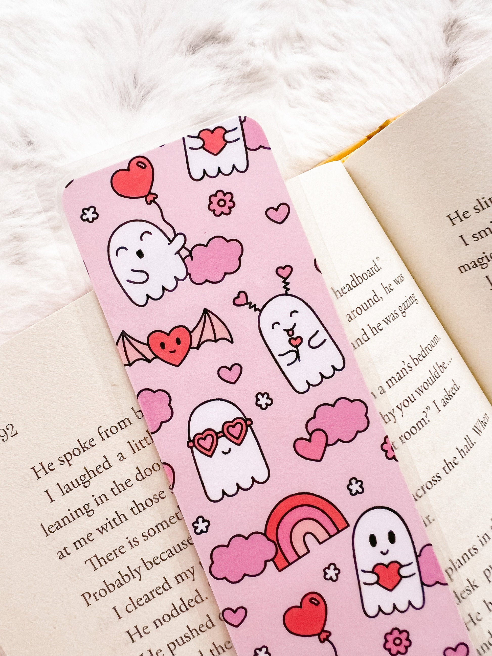 Ghosts Valentine's Bookmark | Valentine's Day Bookmark | Love Bookmark | Heart Bookmark | Bookworm Gift | Book Lover | Retro Bookmark