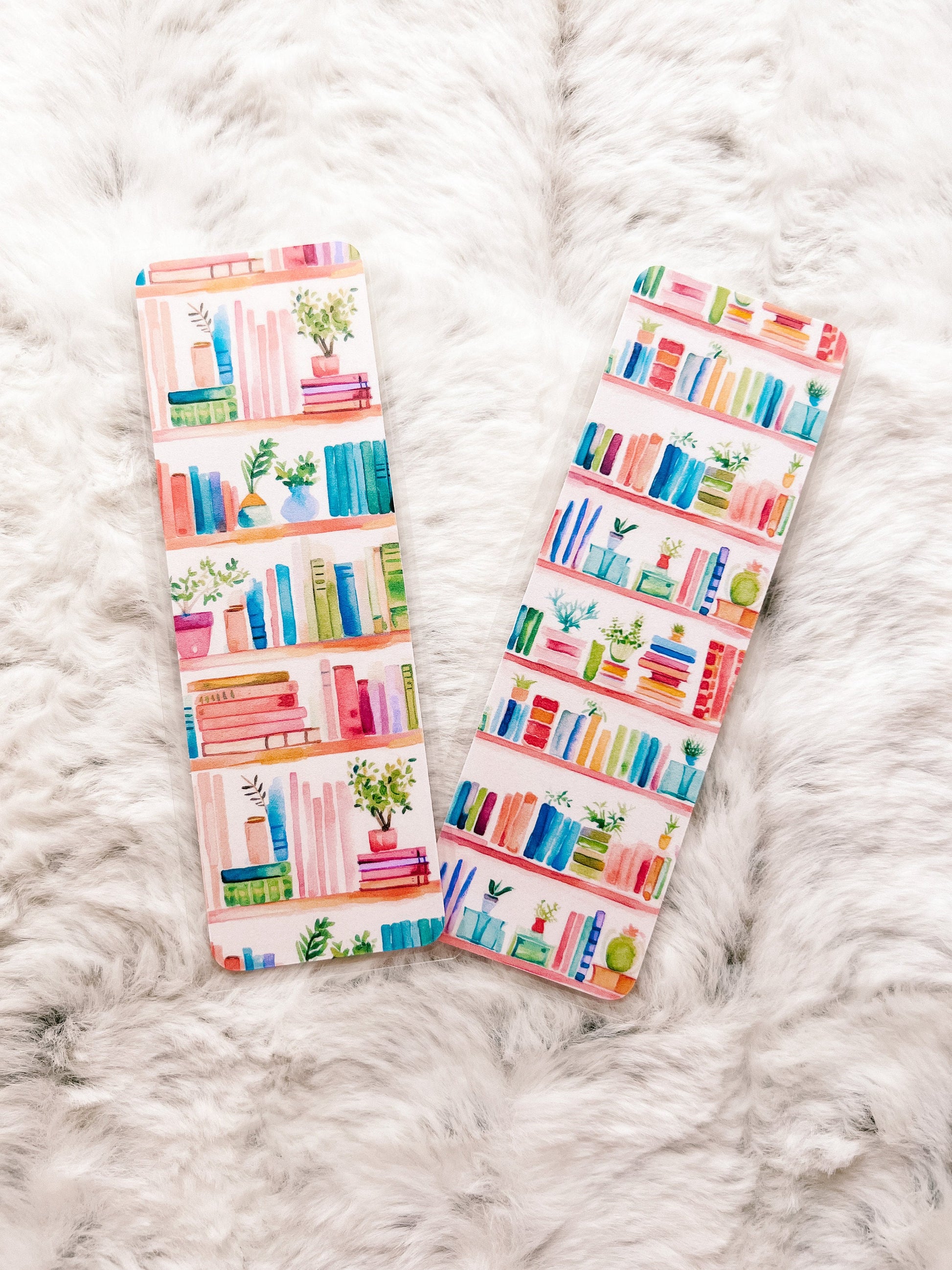 Bookshelf Books & Plants Bookmark | Book Lovers Bookmark | Laminated Bookmark | Bookworm Gift | Gift for Reader | Librarian Gift