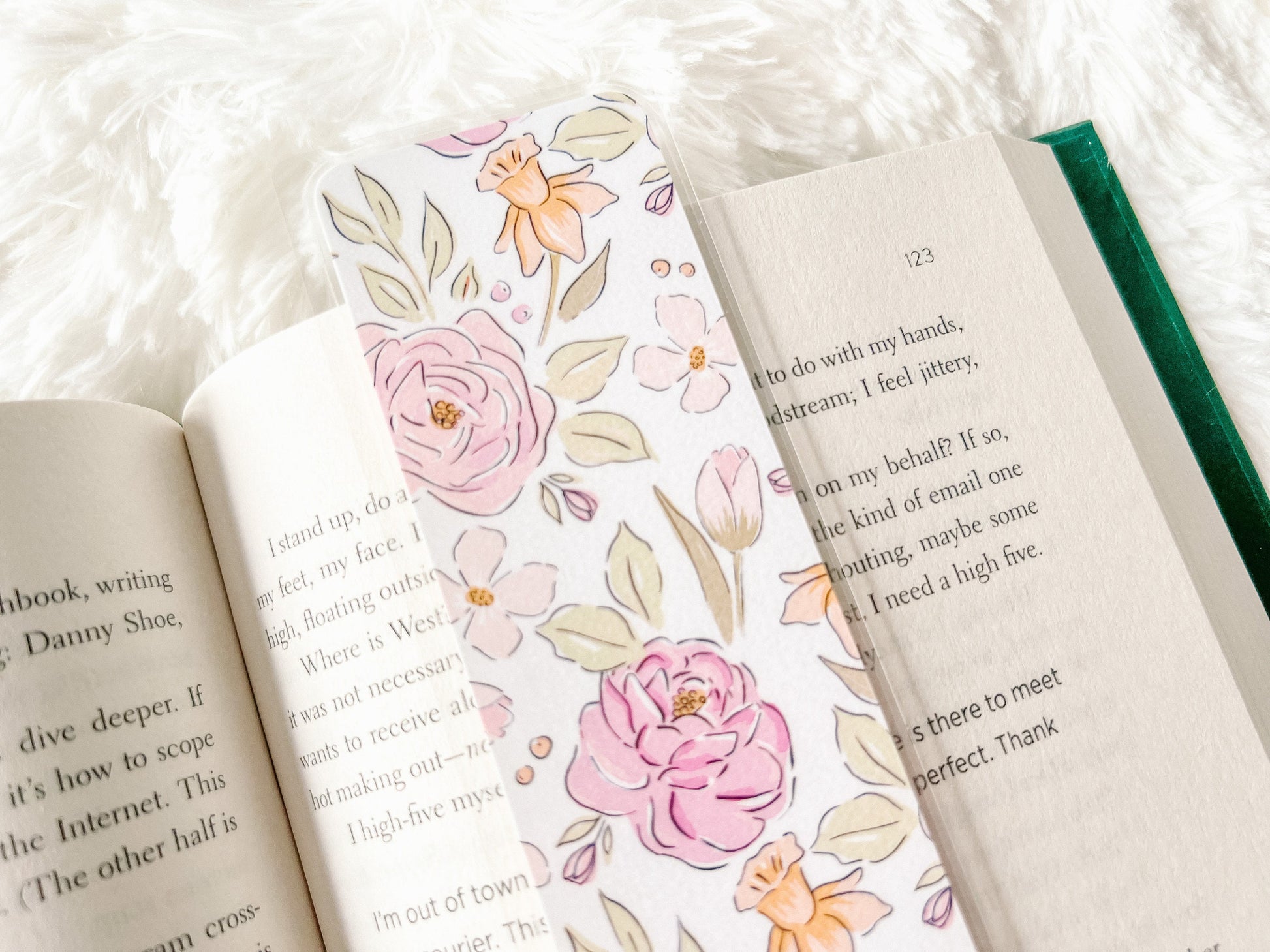 Roses Bookmark | Floral Bookmark | Spring Bookmark | Bookworm Gift | Summer Bookmark | Flowers Bookmark