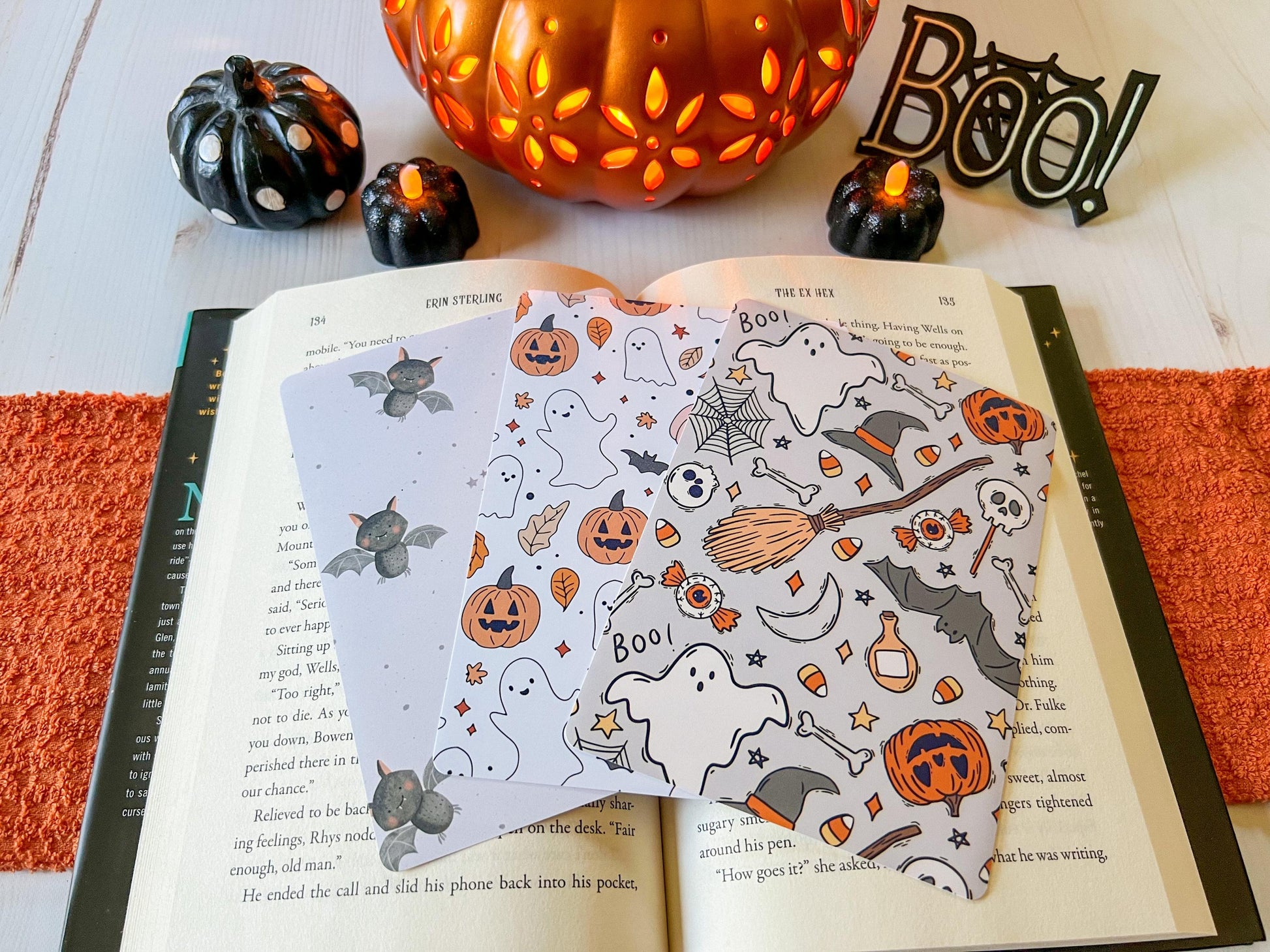Halloween Ghosts & Bats E-Reader Case Inserts