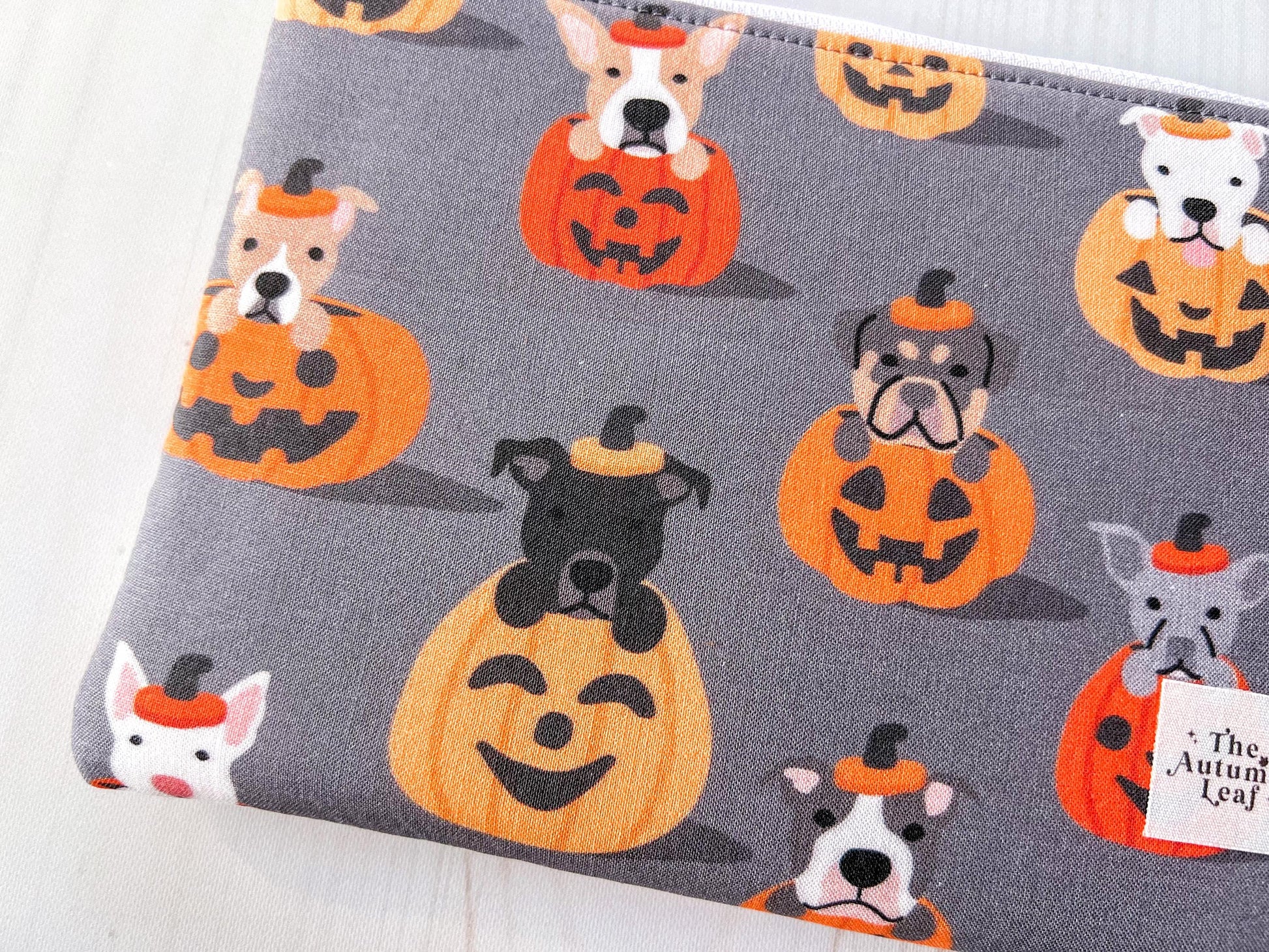 Dogs in Pumpkins Halloween Zippered E-Reader Pouch Case