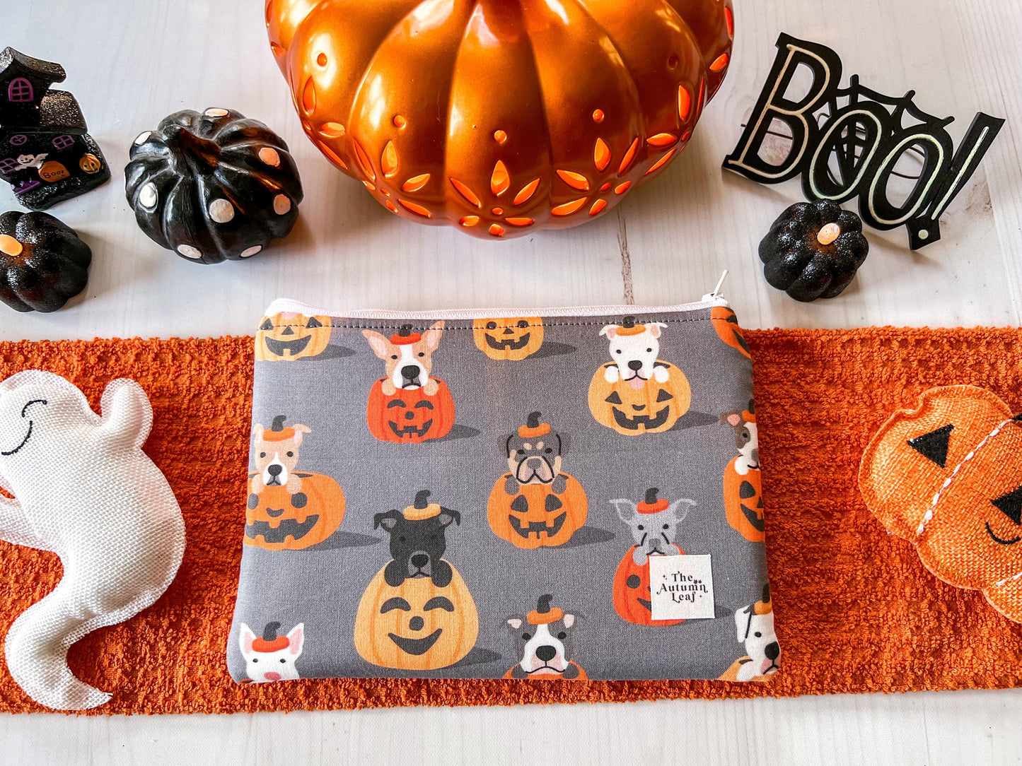 Dogs in Pumpkins Halloween Zippered E-Reader Pouch Case