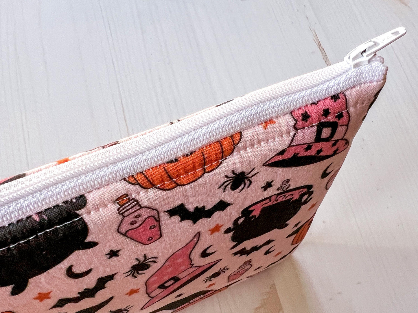 Pumpkin Witches Halloween Zippered E-Reader Pouch Case