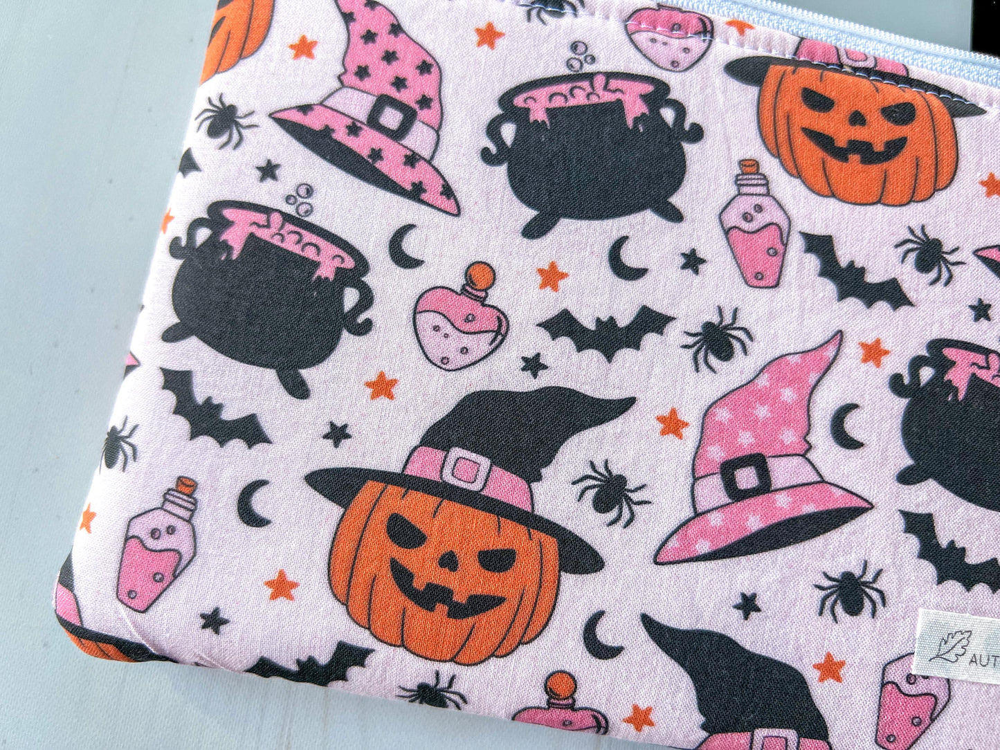 Pumpkin Witches Halloween Zippered E-Reader Pouch Case