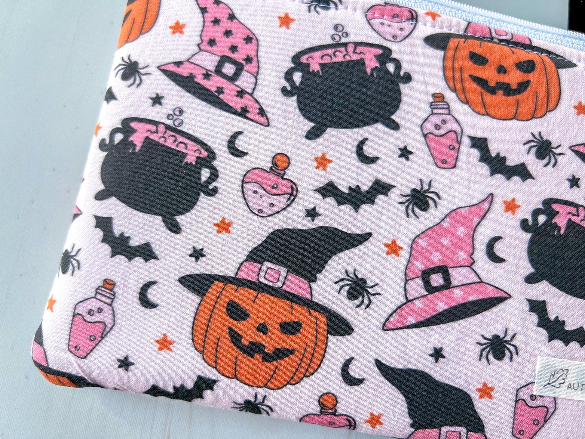 Pumpkin Witches Halloween Zippered E-Reader Pouch Case