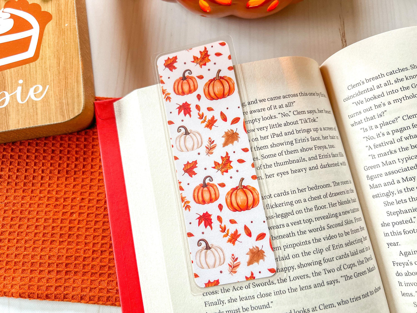 Fall Pumpkins & Leaves Bookmark | Autumn Bookmark | Bookworm Gift | Gift for Reader