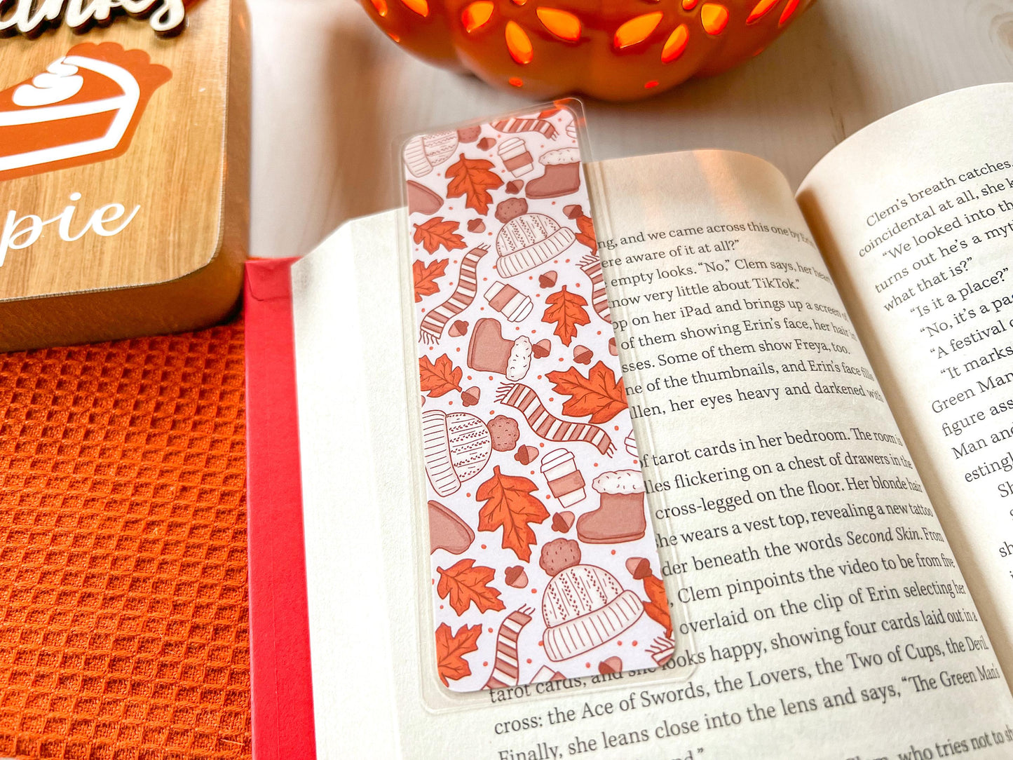 Cozy Autumn Fall Leaves Bookmark | Autumn Bookmark | Bookworm Gift | Gift for Reader