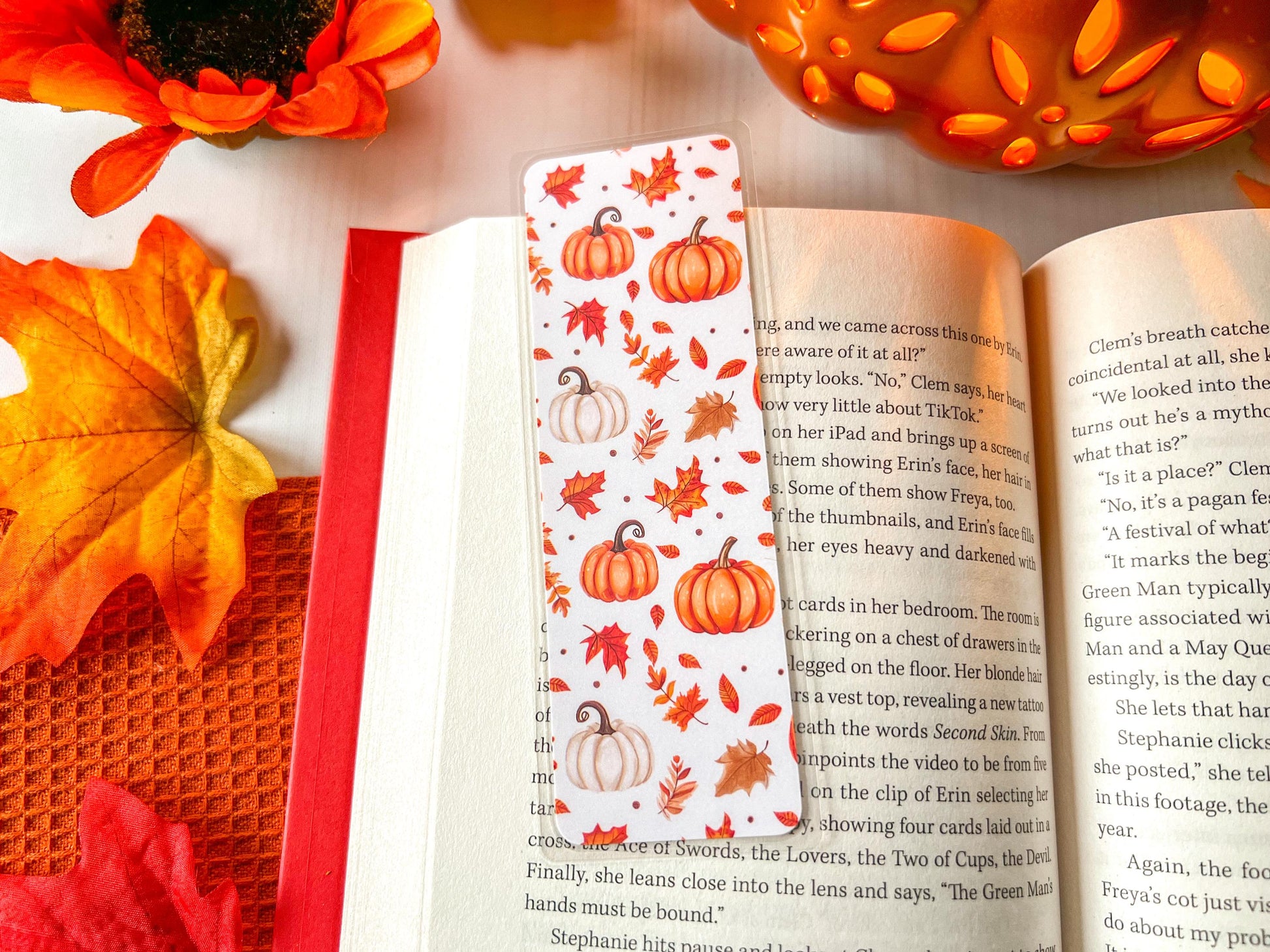Fall Pumpkins & Leaves Bookmark | Autumn Bookmark | Bookworm Gift | Gift for Reader