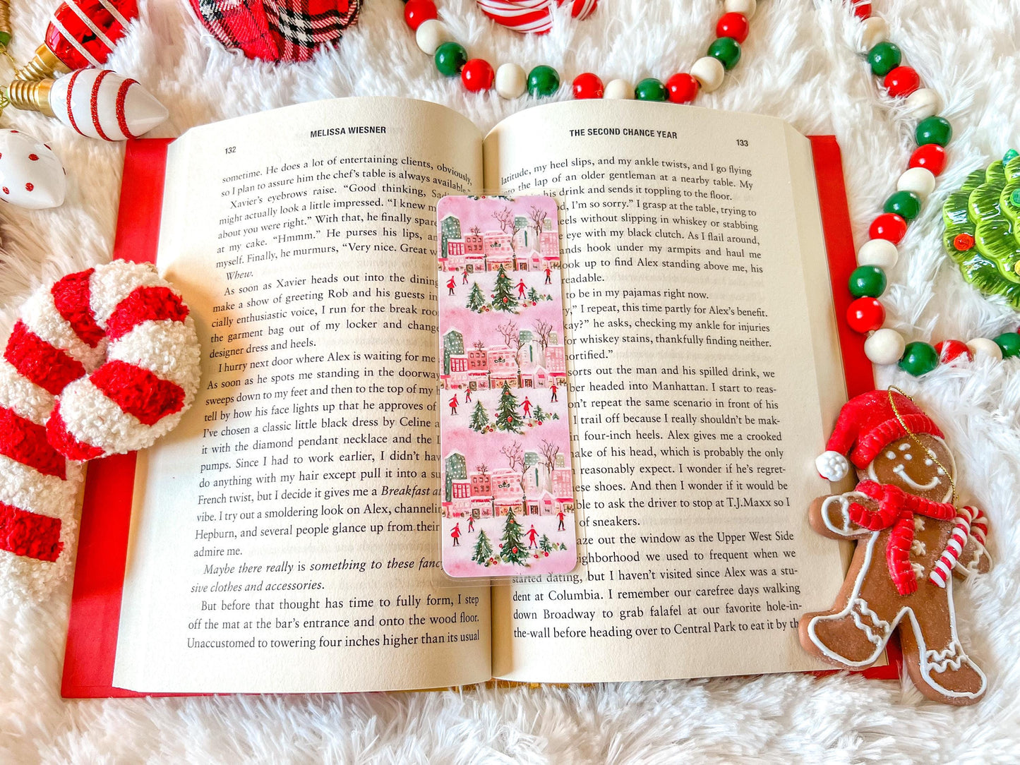 Christmas Ice Skating in the City Bookmark | Christmas Bookmark | Winter Bookmark | Gift for Reader | Christmas Lights Bookmark