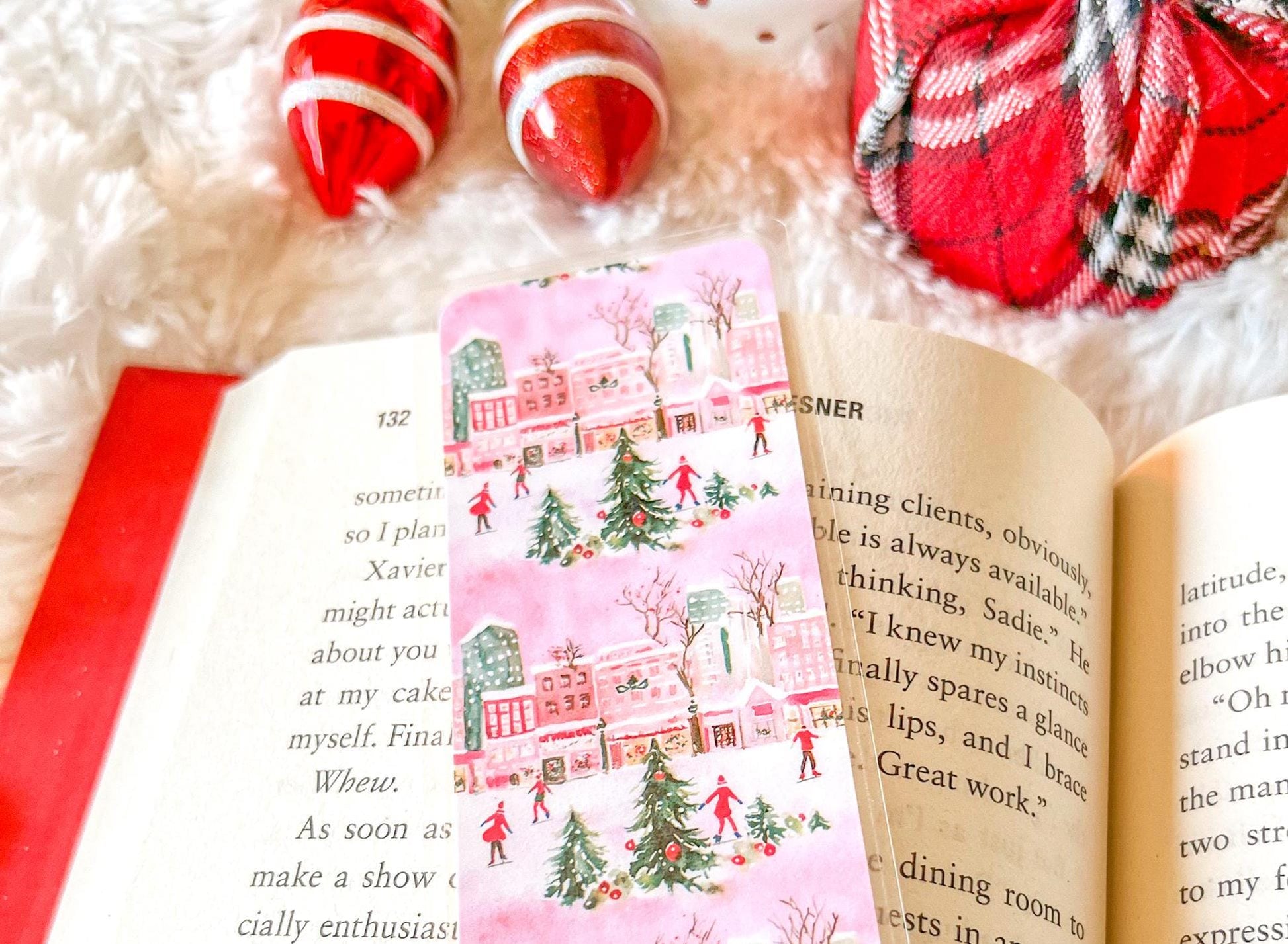 Christmas Ice Skating in the City Bookmark | Christmas Bookmark | Winter Bookmark | Gift for Reader | Christmas Lights Bookmark