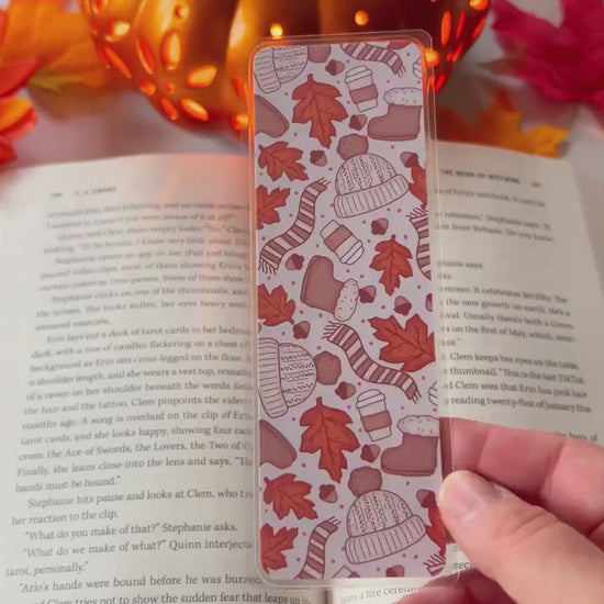 Cozy Autumn Fall Leaves Bookmark | Autumn Bookmark | Bookworm Gift | Gift for Reader