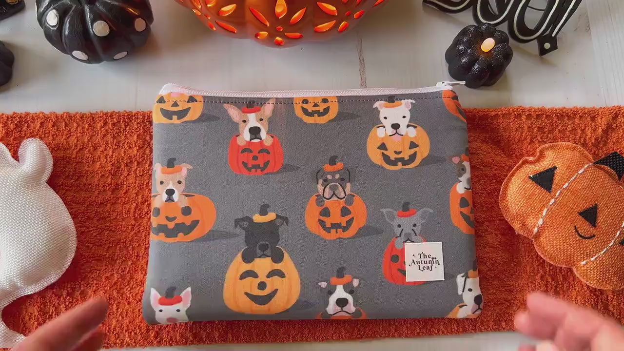 Dogs in Pumpkins Halloween Zippered E-Reader Pouch Case