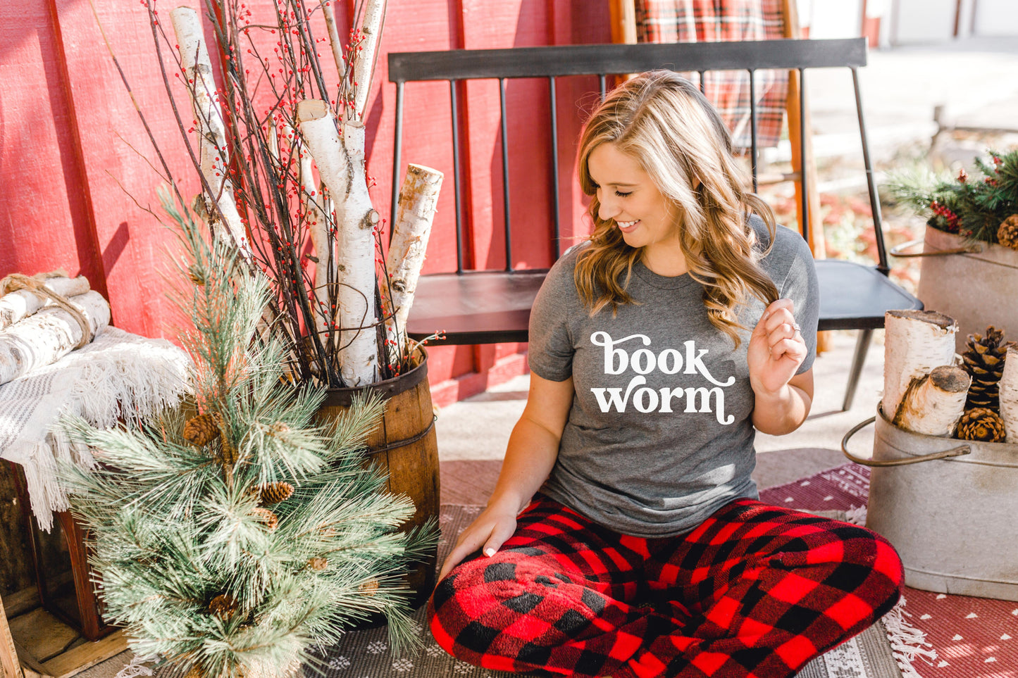 Bookworm T-Shirt in Heather Dark Gray